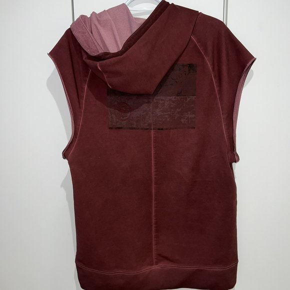 Reebok Attack Hoodie without sleeve Men M Medium Red Wine - Picture 2 of 3